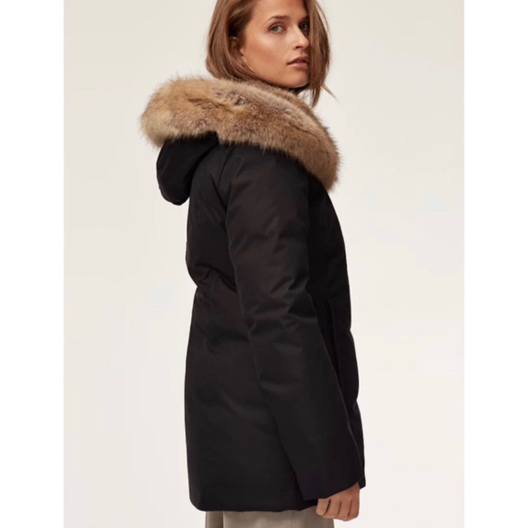 CHARMONIX ARITZIA BABTON PARKA - Picture 6 of 6